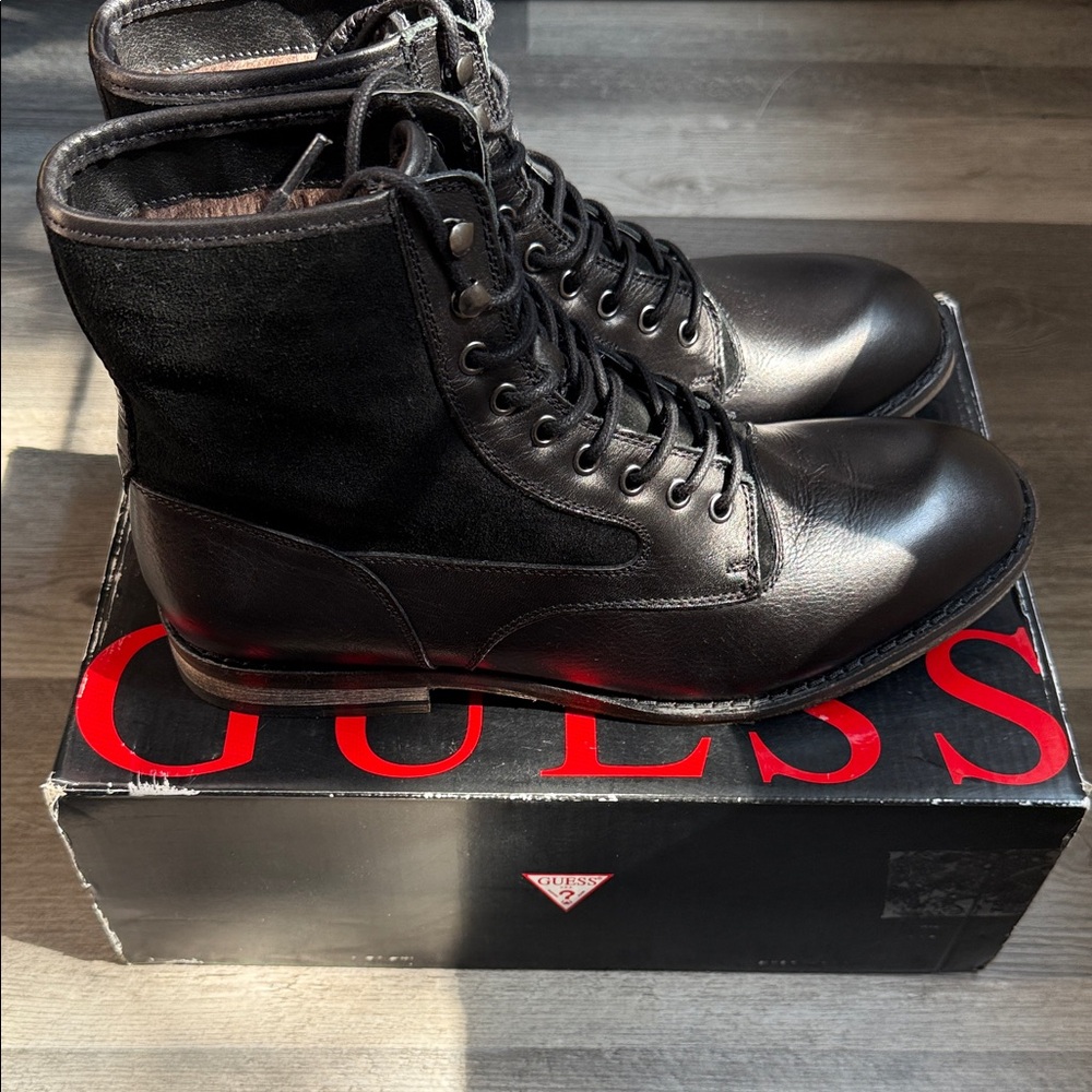 NWT’S GUESS EDDIES FUR LINED BOOTS!